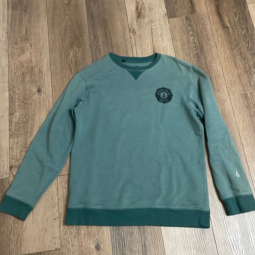 Volcom green crew neck sweatshirt